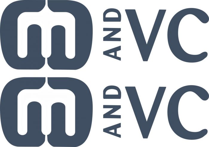 Наклейка логотип MANDVC