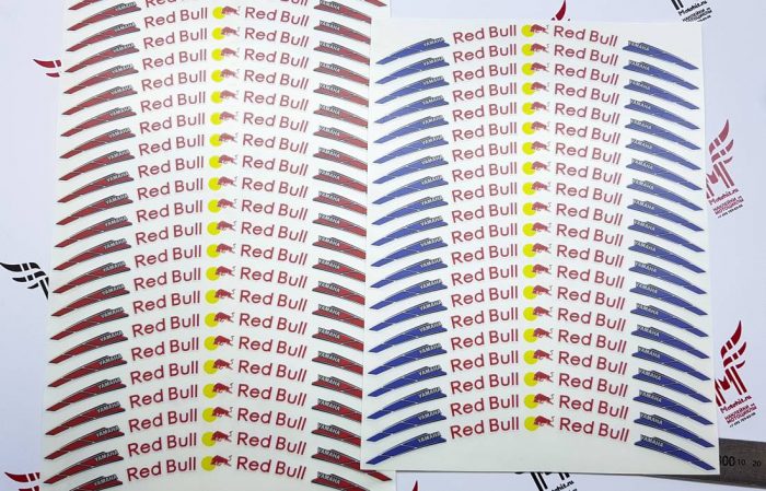 Комплект наклеек на колёса Red Bull синий с красным
