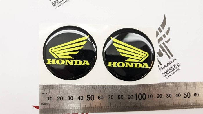Крылья Honda со смолой жёлтый неон