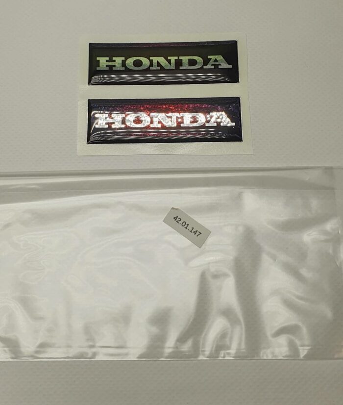 Надпись Honda объемная