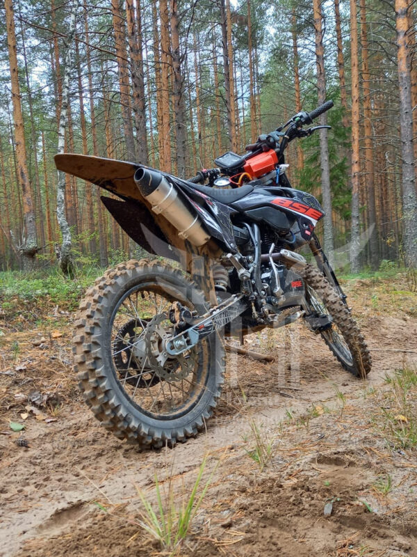 Комплект наклеек на мотоцикл BSE-Z1-2021 ATLAS BLACK — изображение 2
