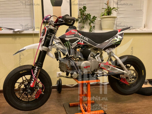 Комплект наклеек на кроссовый мотоцикл kayo-gp-1-black-red-monster — изображение 2