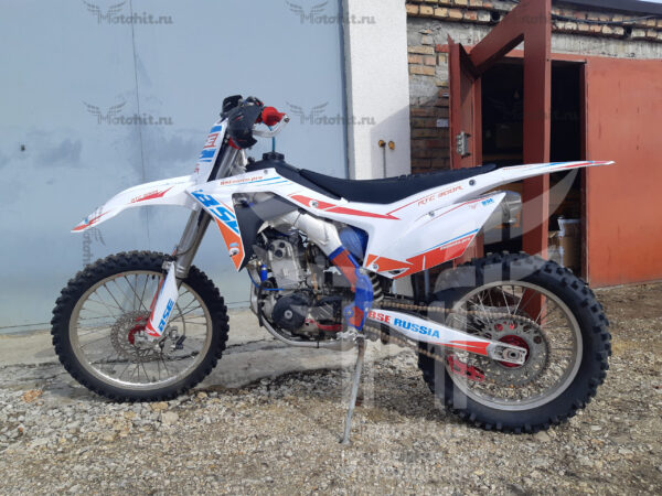 Комплект наклеек на мотоцикл BSE-RTC-300R-2020 FANTA — изображение 3